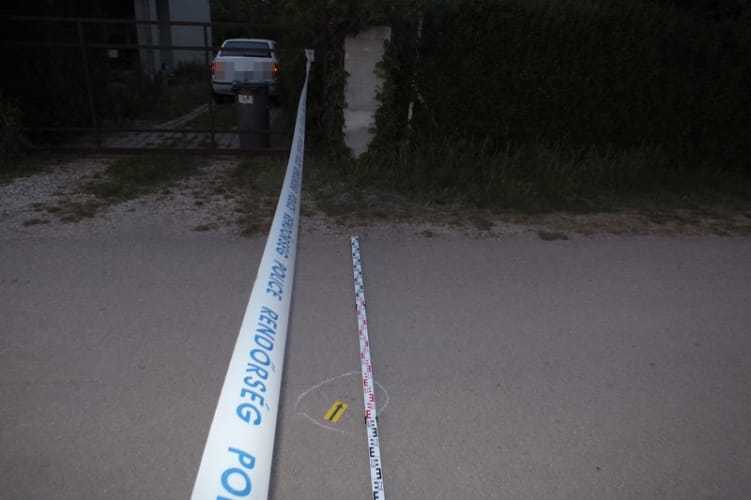 Mellkason szúrta a fiát egy Kulcson