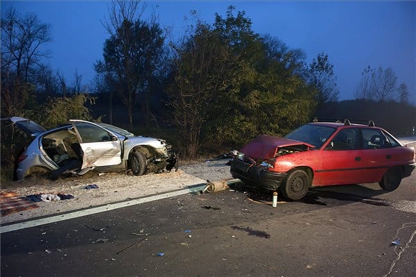 Három autó rohant egymásba az M2-esen - fotók