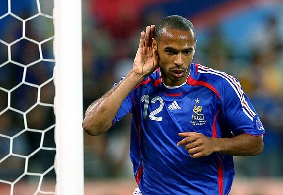 Függőleges akváriumot építtet házába Thierry Henry