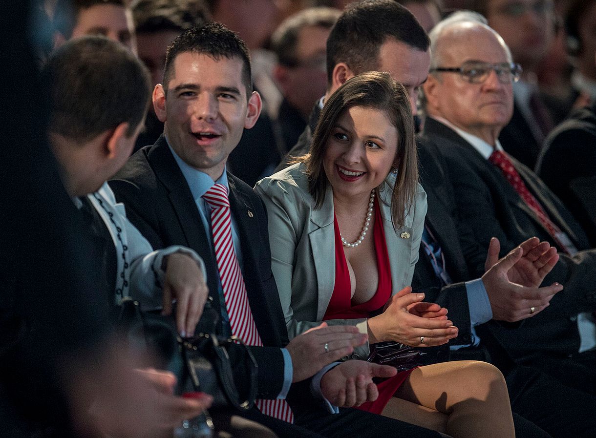 Négyszázezer forintot kap a határon a tartalékos honvéd Novák Előd