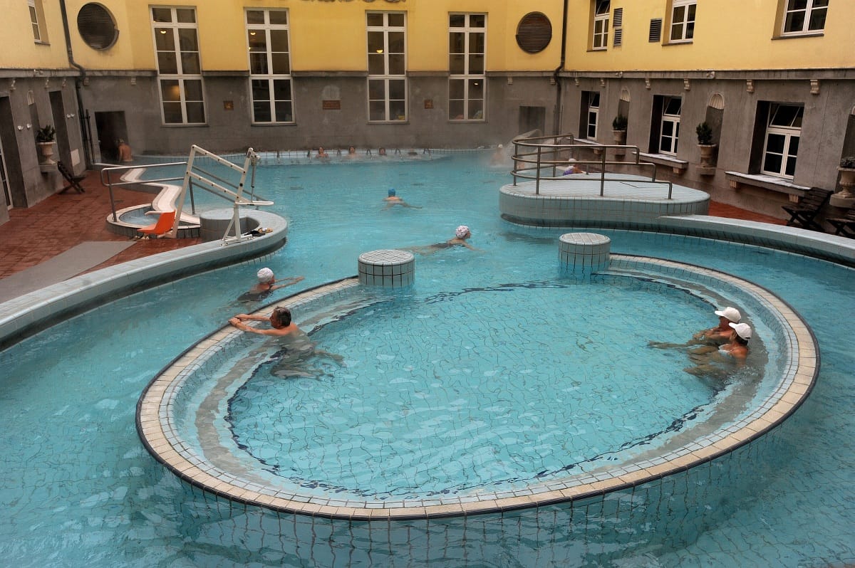 Fotók: ilyen lett a Lukács Gyógyfürdő
