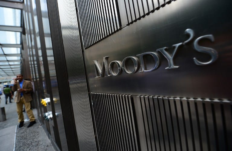 Pozitívra változtatta Magyarország adóskilátását a Moody's