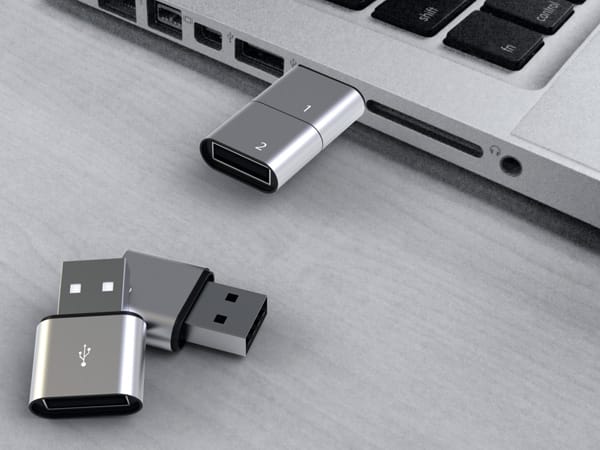 Akarjuk: részekre szedhető USB adattárolás még a kínos file-jaink elrejtésére is