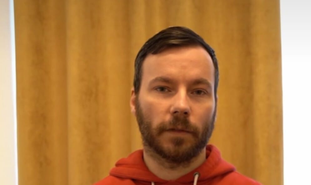A bíróság megfosztja mandátumától a józsefvárosi önkormányzati lakást kibelező volt fideszes képviselőt