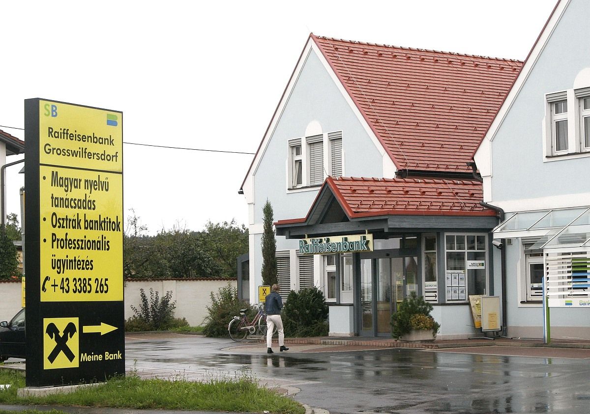 400 milliárd forintot tart a lakosság külföldi betétekben
