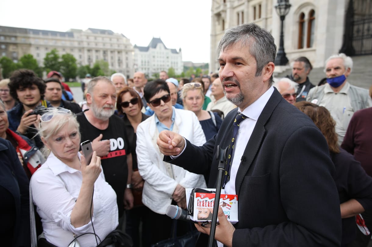 Mellétrafálhatott a kormánymédia: Hadházy állítja, hogy nem titkolta új autóját