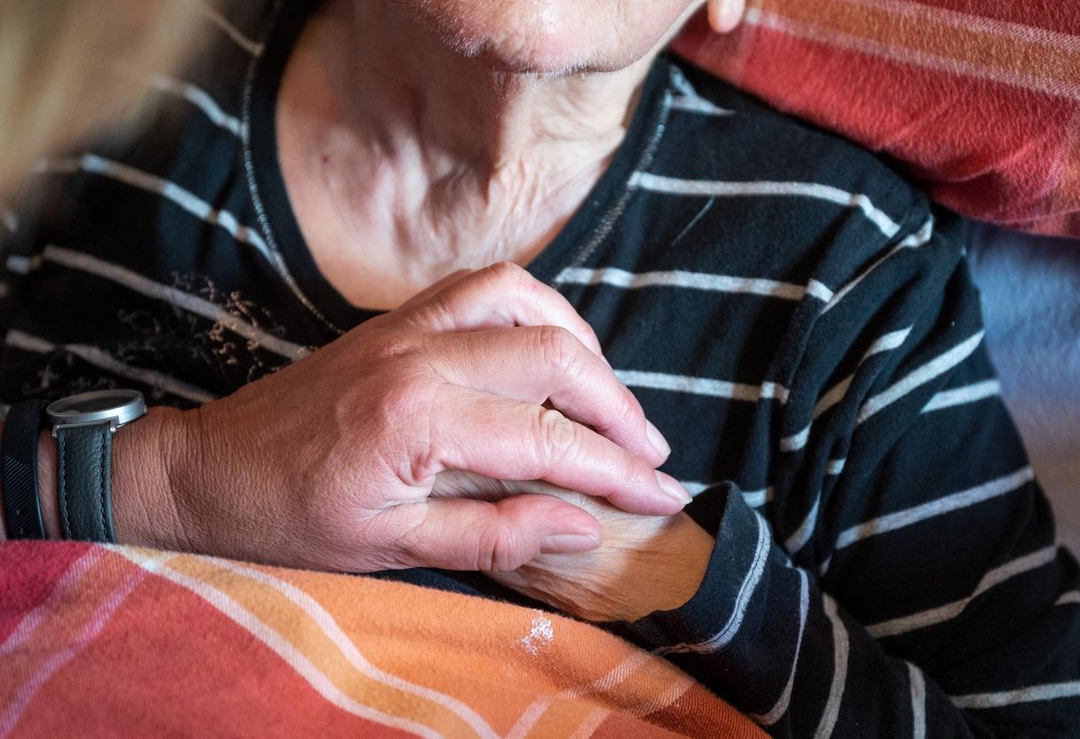 Három idősotthonból is egyenválaszokkal hajtották el a kérdező képviselőt