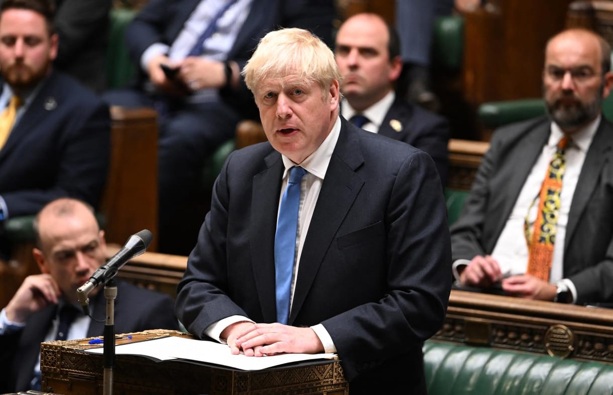 Bizalmatlansági szavazást kezdeményezett a brit kormány – saját maga ellen