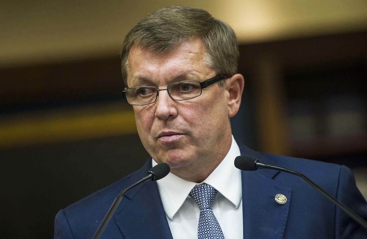 A Matolcsy-alapítványok félmilliárdot szórtak szét a vezetőik között