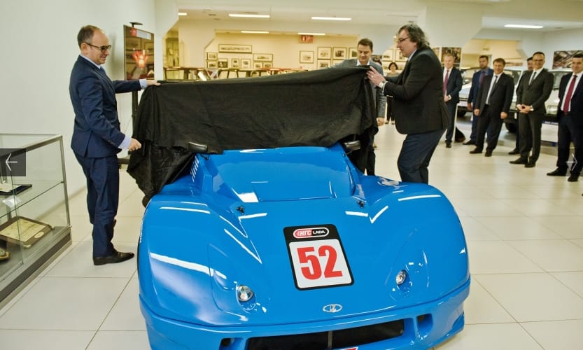 Íme a Lada-múzeum 260 km/h végsebességű új büszkesége