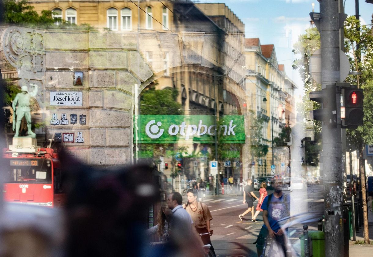Eltűnhet a készpénz? A piacvezető bank szerint nem igazán