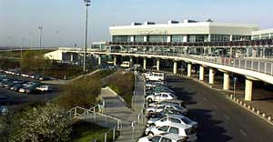 Kiszáll az állam a Budapest Airportból
