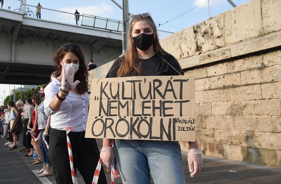 Még az ITM-nél van a Színművészeti összes pénze