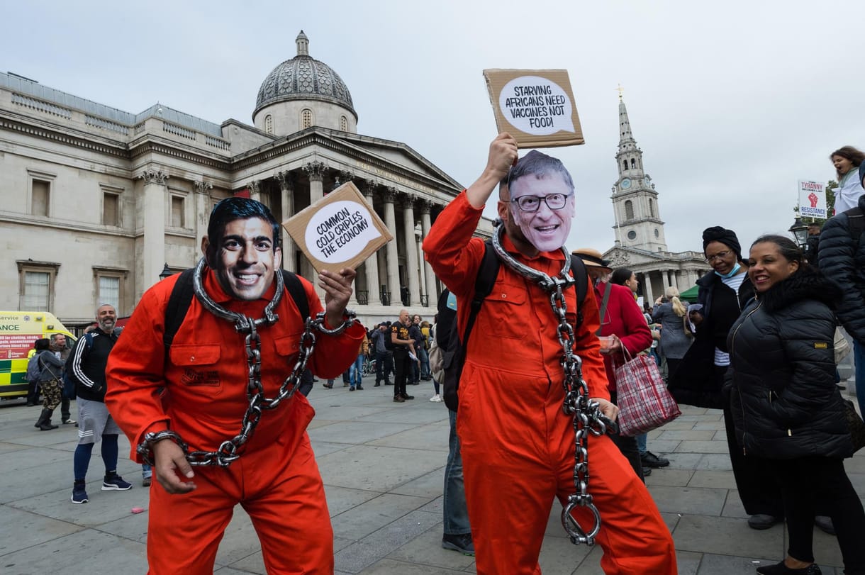 Tényleg jól jár Bill Gates a vakcinabiznisszel, vagy ezt is csak az oroszok találták ki?