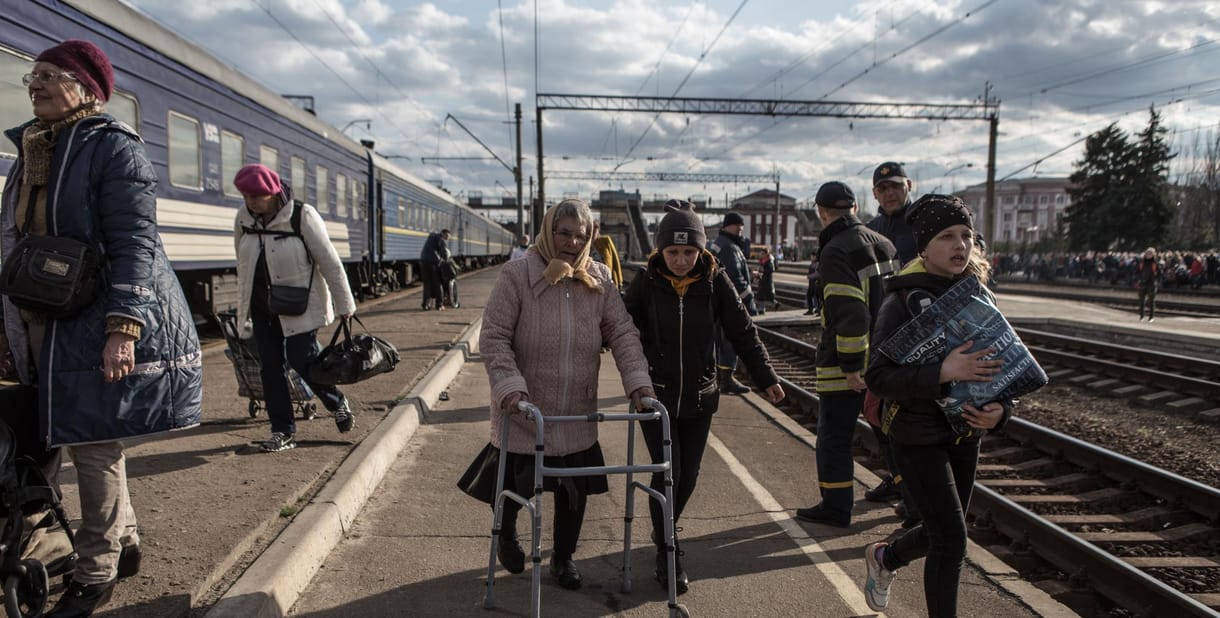 Menekültek ezrei térnek haza Ukrajnába