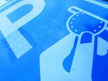 Aláírást gyűjt az MSZP a salgótarjáni parkolási rend ellen