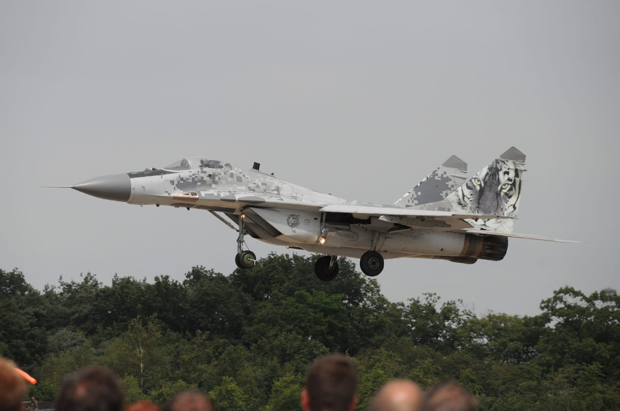 Egy ukrán MiG-29-es szétlőtte az oroszok öt drónját, a pilóta aztán katapultált