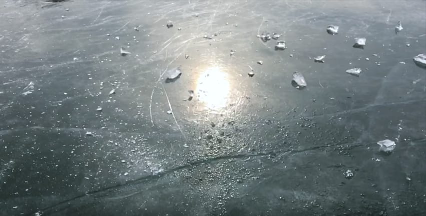 Ebből sosem elég: újabb gyönyörű videó a jéggé vált Balatonról