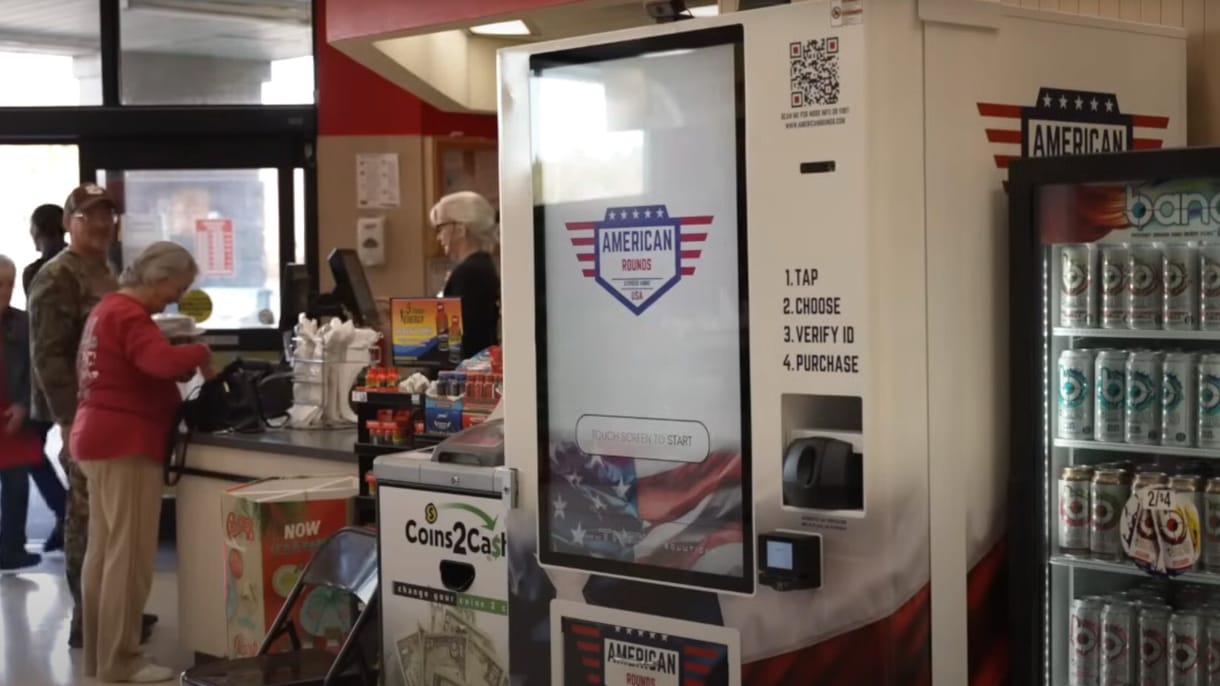 Csoki helyett lőszereket árusító automatákat állítottak üzembe több amerikai államban (videó)