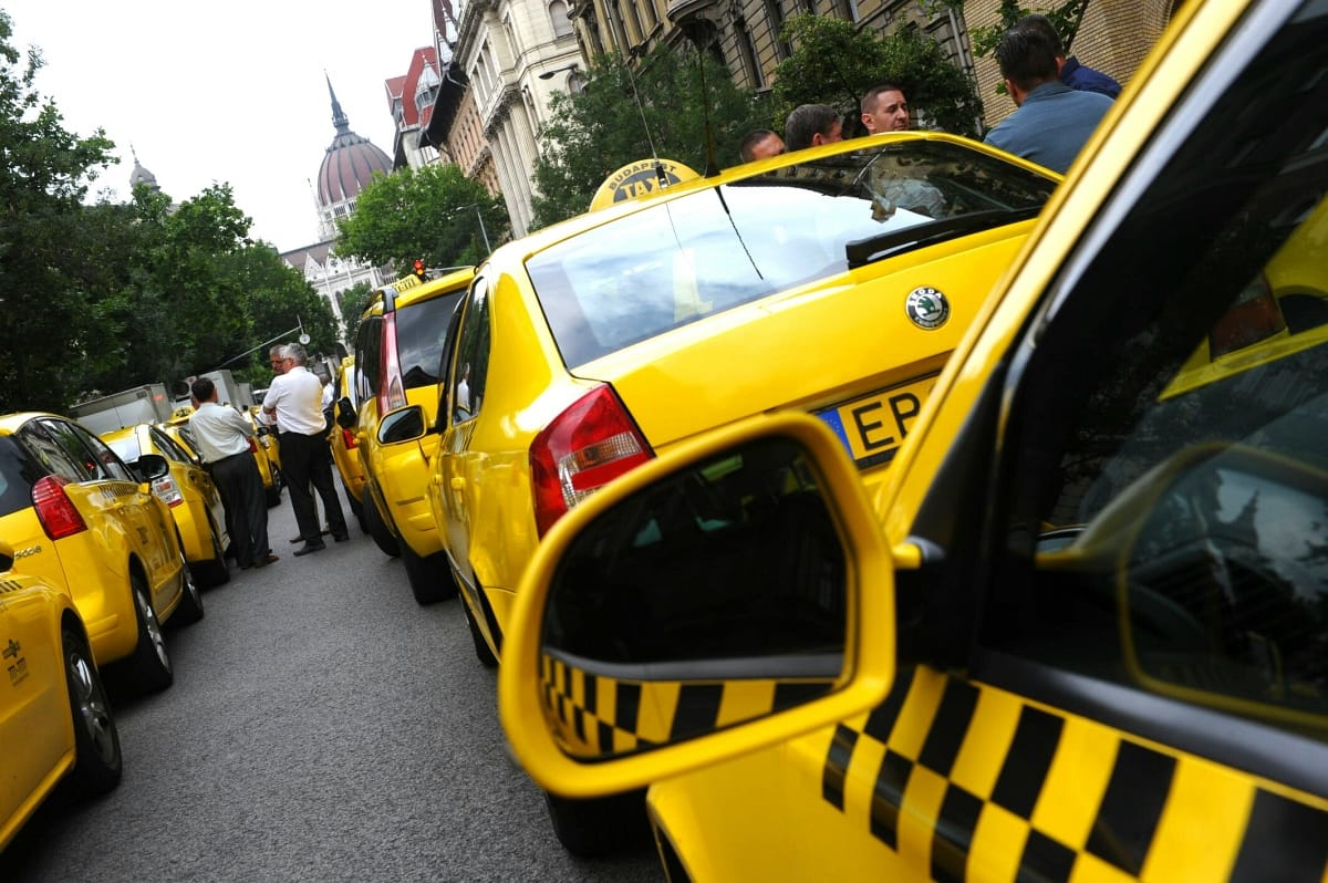 Ombudsman: jogsértően ellenőrzi a BKK a taxisokat