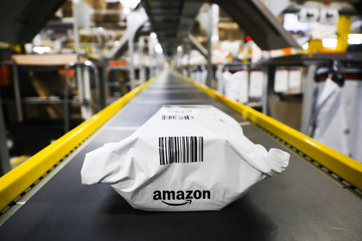 Hiába bánik pocsékul a dolgozóival, az Amazon a világ legértékesebb márkája
