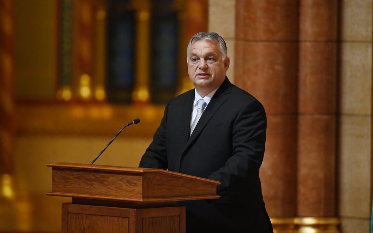 Orbán: Erős hadsereg kell, hogy Magyarországot megtámadni még véletlenül se jusson eszébe senkinek