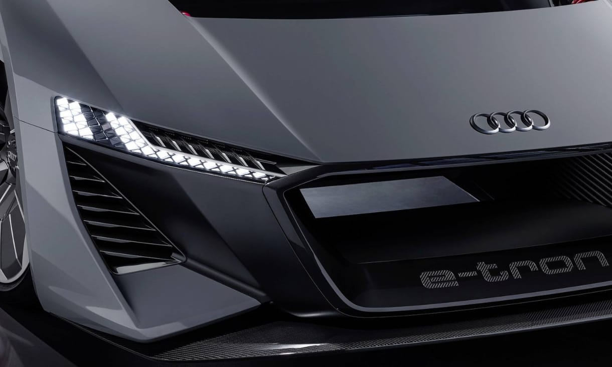 Áramütés: 775 lóerős elektromos hiperautóval jött ki az Audi