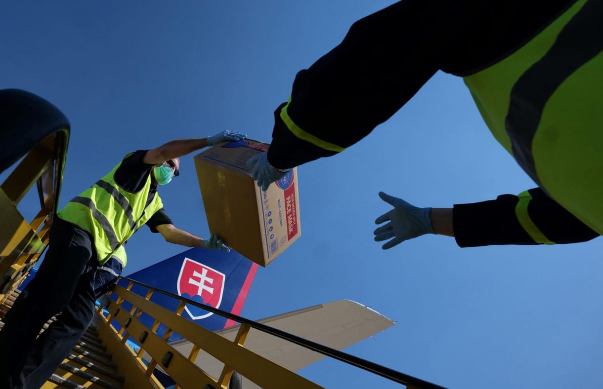 Csak friss negatív koronavírusteszttel lehet belépni Szlovákiába