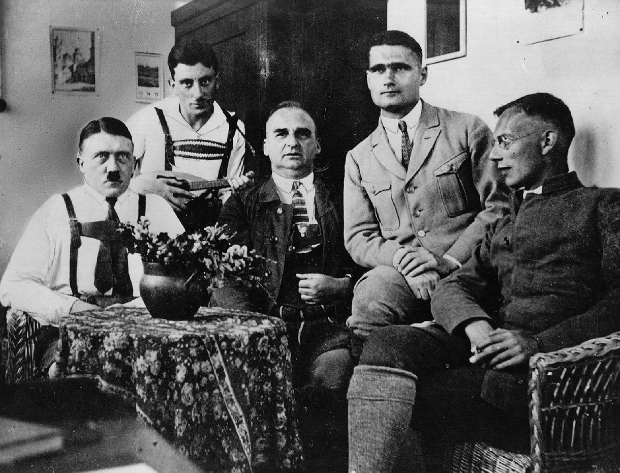 Volt-e esély arra, hogy Adolf Hitler már tíz évvel korábban megkaparintsa a hatalmat?