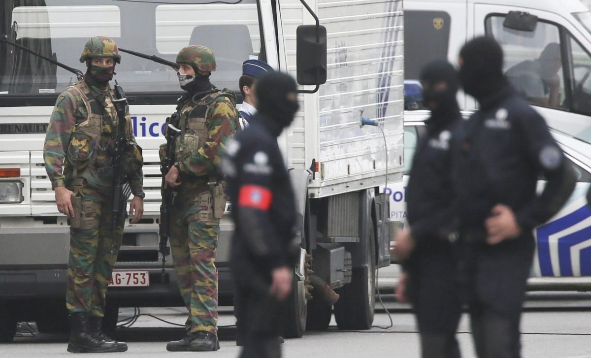 Őrizetbe vettek három embert terrorizmus gyanújával Brüsszelben