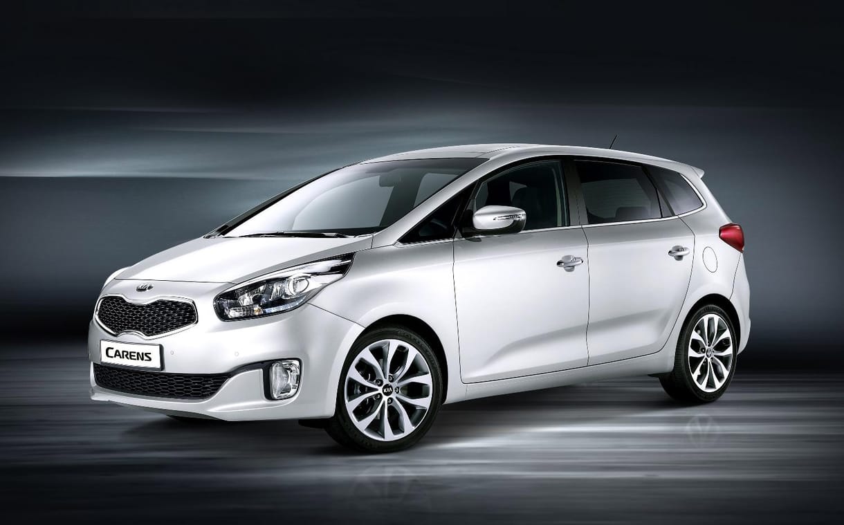 Kia Carens-bemutató: bővül a család