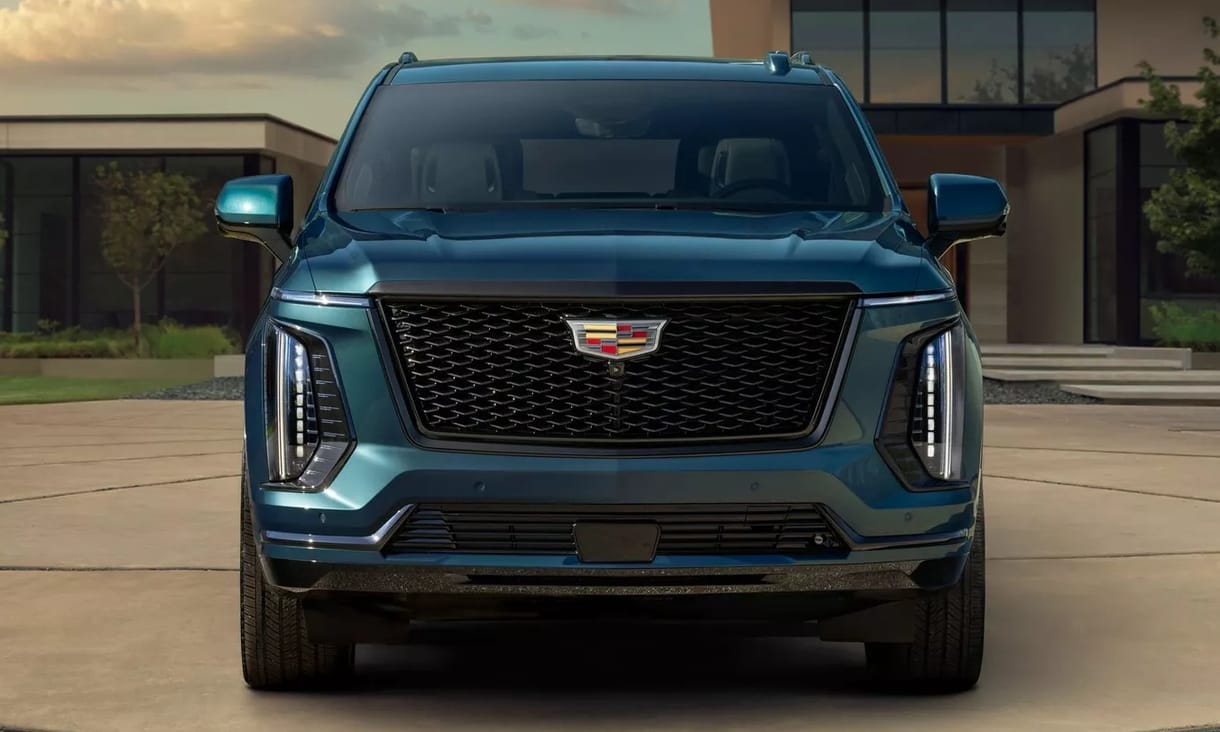 Amerikai benzinpusztító etalon: itt a magától ajtót nyitó legújabb hatalmas Cadillac Escalade