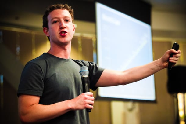 Miért jó nekünk a Skype és a Facebook házassága?