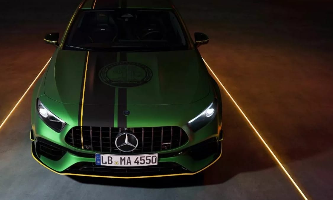 Zöld Pokol hangulatban támad a legújabb kecskeméti Mercedes-AMG