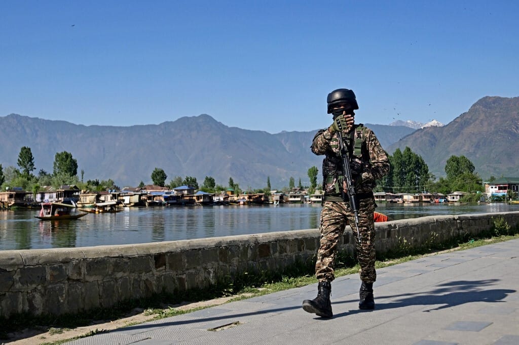India lezárta légterét a pakisztáni repülőgépek előtt
