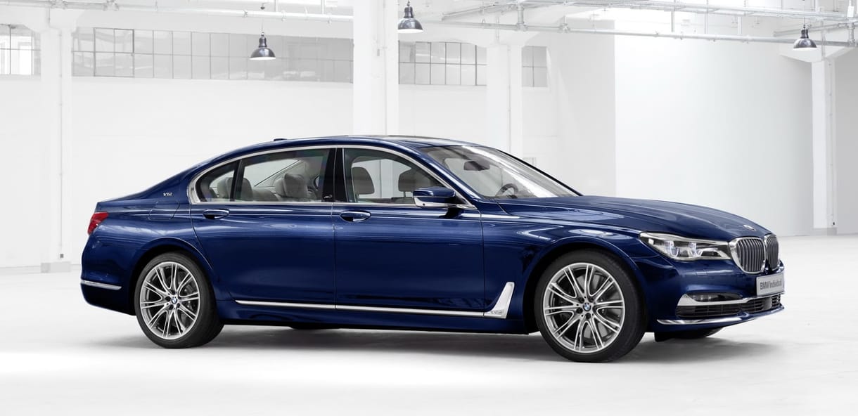 Ebből a BMW 7-esből csak 100 darab készül, nem véletlenül