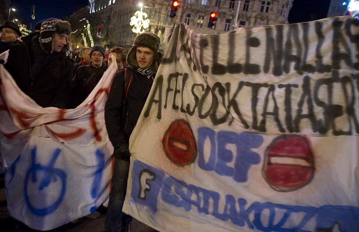 CEU-attak: középkornál sötétebb
