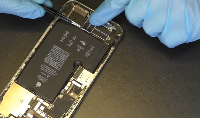 Már USB-C portos iPhone 12-t is árulnak, az eBayen lehet megvenni