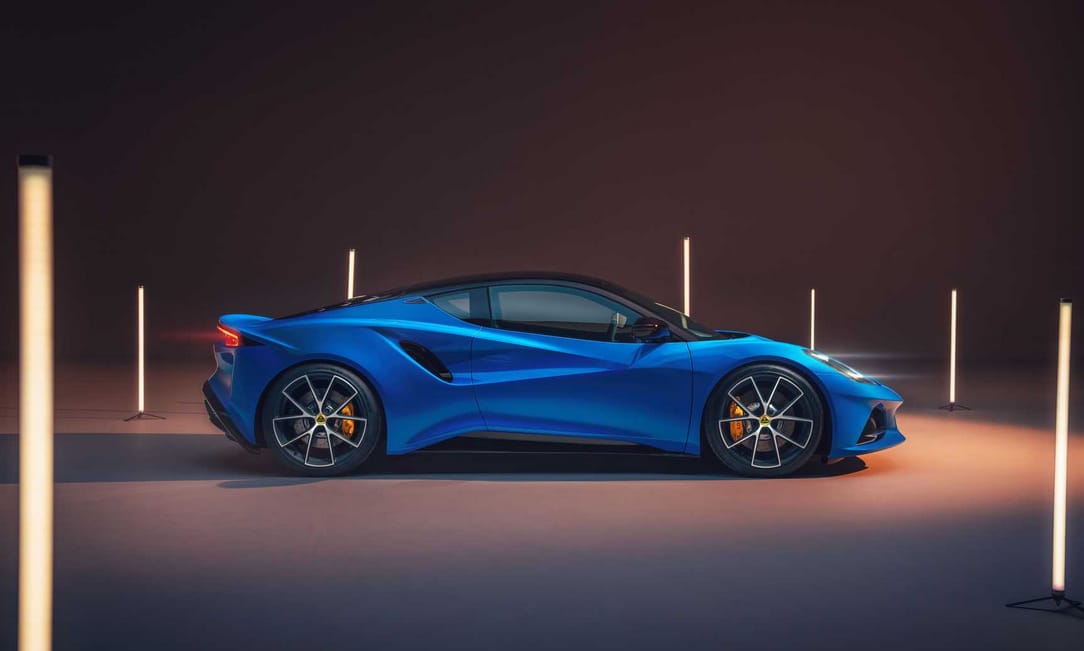 Itt az utolsó benzines Lotus, amelybe AMG és Toyota motorokat szerelnek