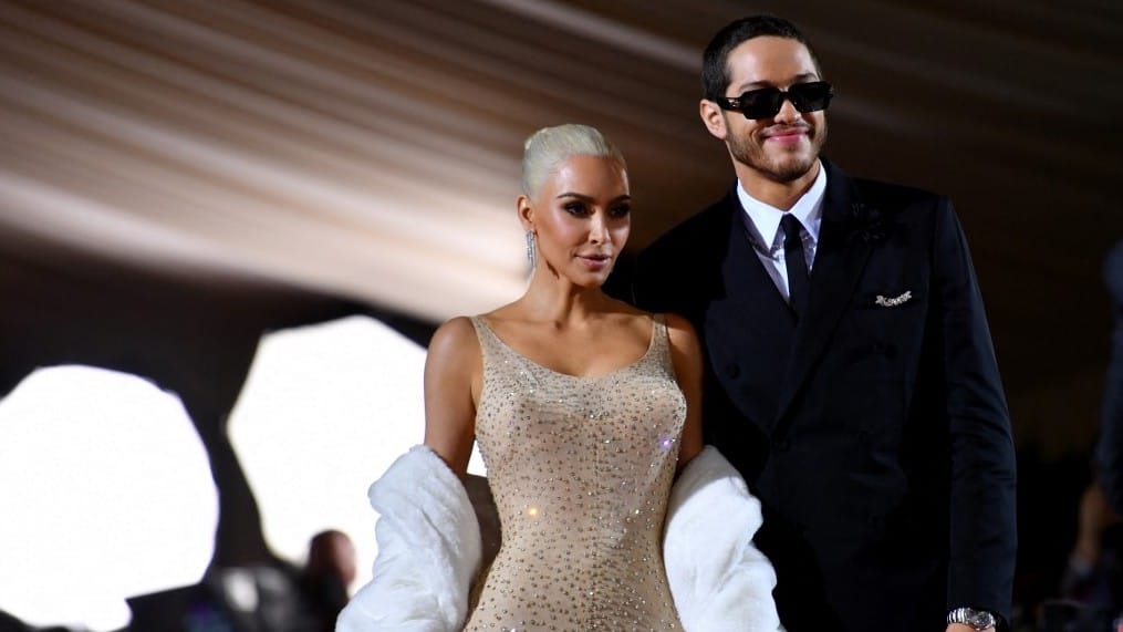 „Nagy hiba volt” – mondja Kim Kardashian döntéséről Marilyn Monroe ruhájának tervezője