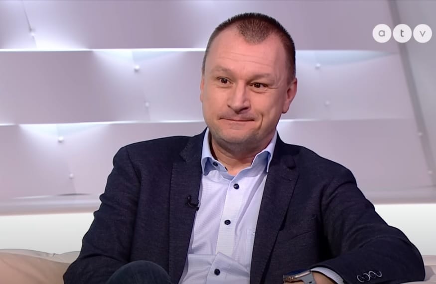 Balhé a magyar autós sportban, Szujó Zoltán lemondását követeli a gyorsulási szövetség vezetője