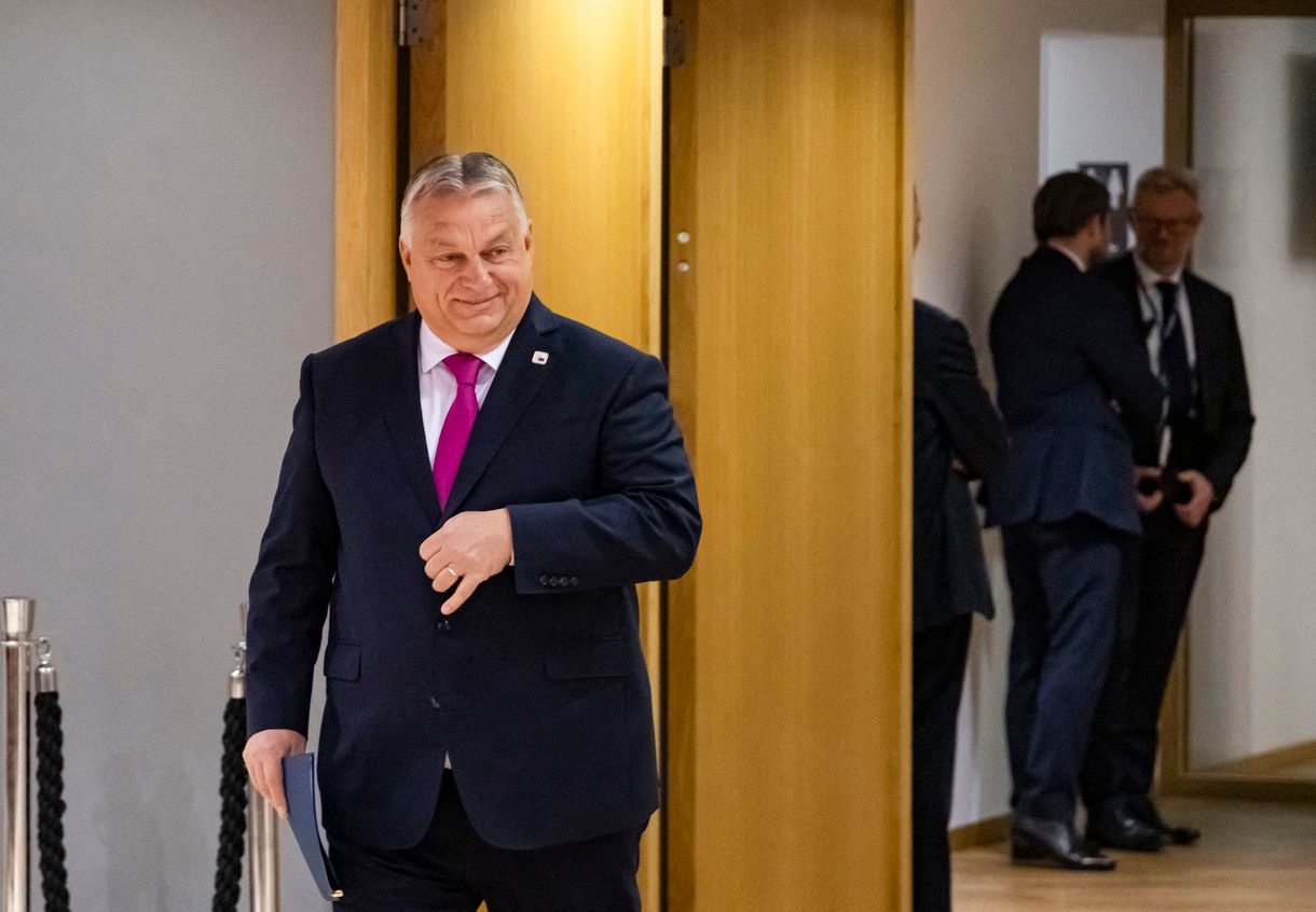 Orbánt szembesítették azzal, hogy zsarolja az uniót, de a magyar kormányfő szerint nem erről szól az álláspontjuk   