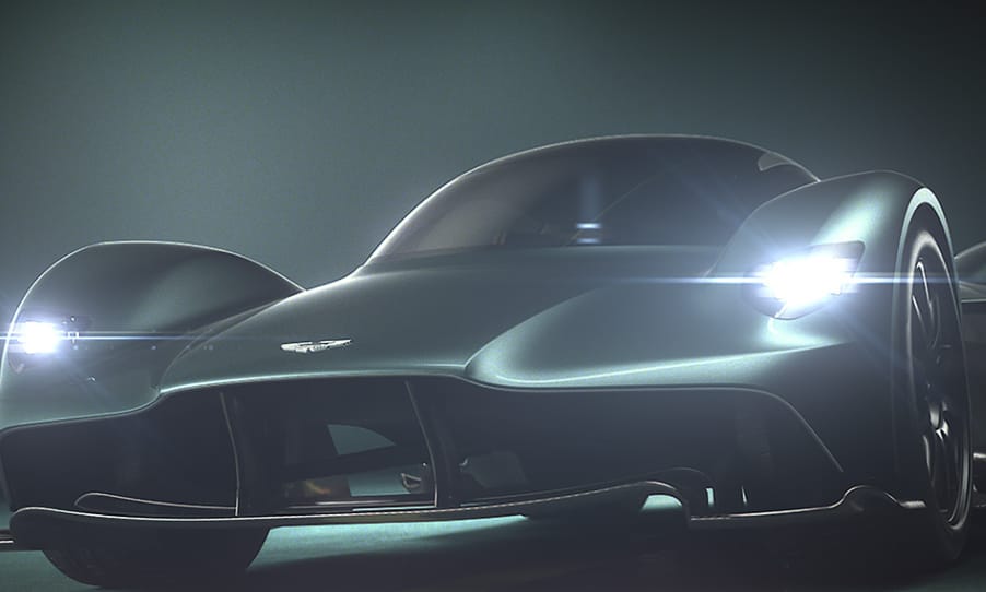 Izgalmas tervek: az Aston Martin a Ferrari babérjaira tör