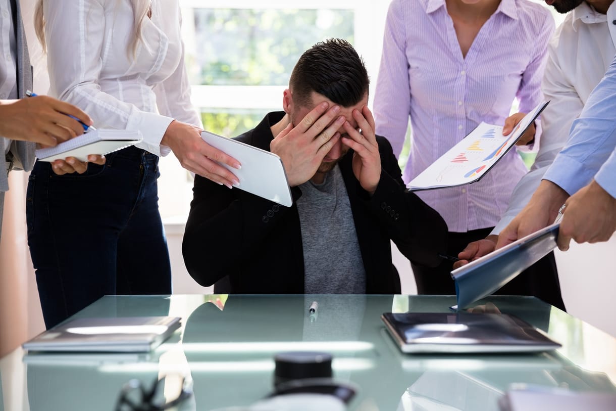 Stressz a munkahelyen: a vezetőkön még nagyobb a nyomás