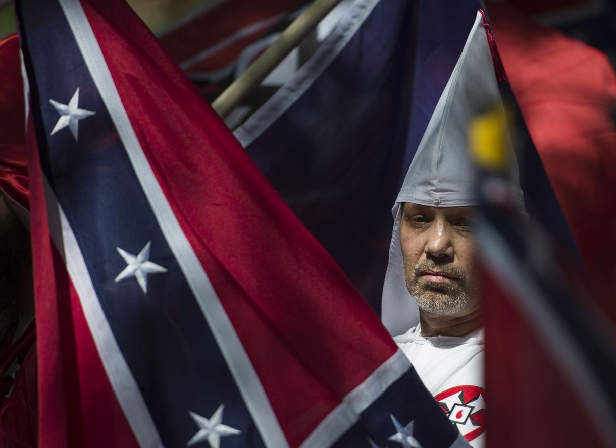 Életfogytig tartó börtönre ítélték a neonáci charlottesville-i gázolót