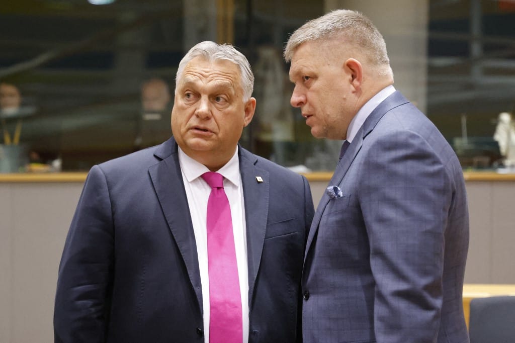 Fico: Orbán kész kétoldalú alapon 350 millió eurót adni Ukrajnának