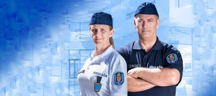 Kifogástalan életvitel-vizsgálatra kötelezné a kormány az iskolaőröket is