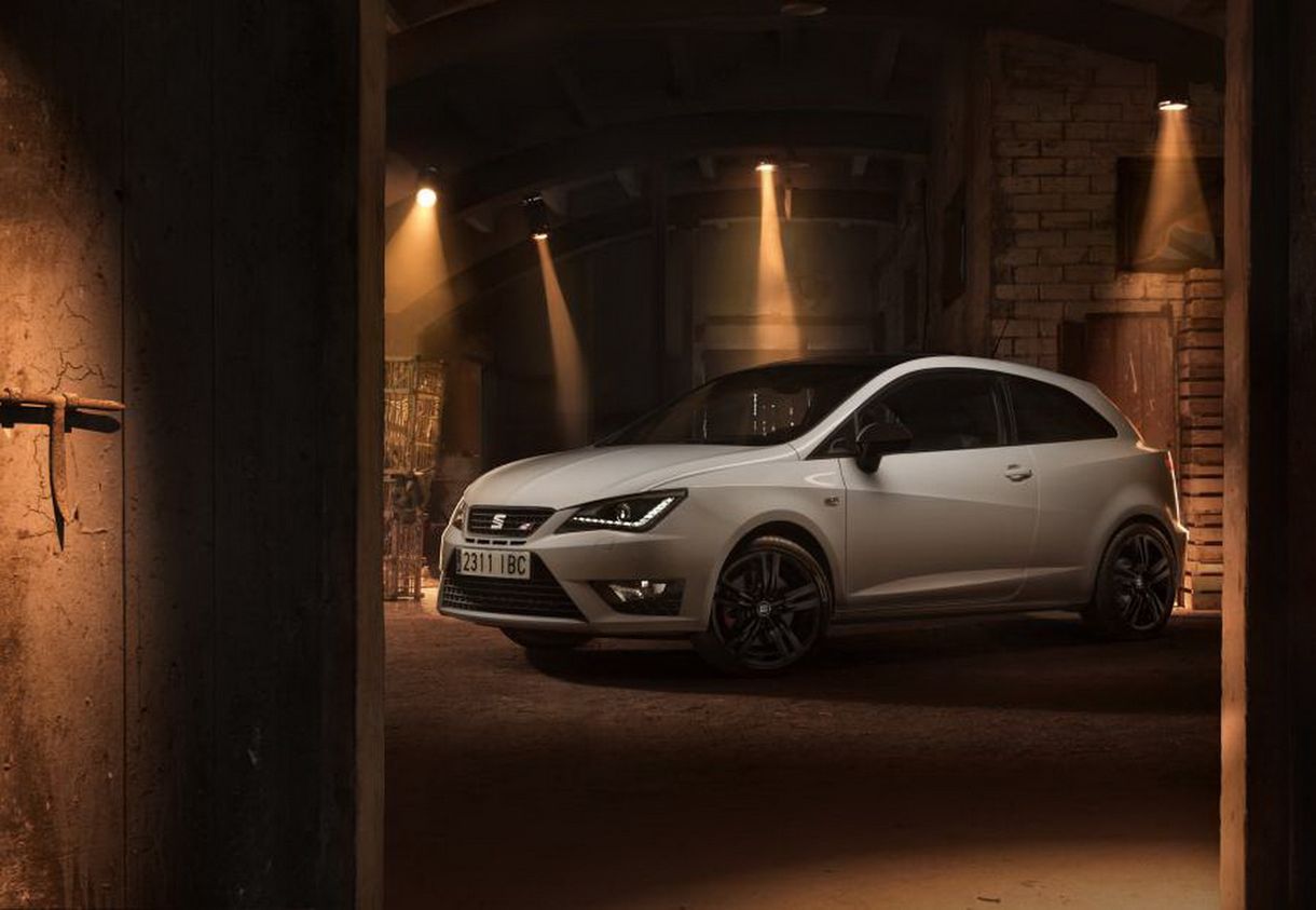 Végre egy kis trendellenesség, nagyobb motorral jön az új Seat Ibiza Cupra