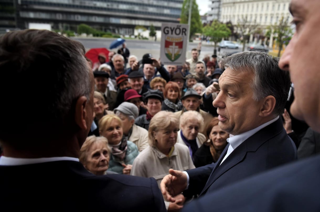 Orbán Soros-viccel érkezett, ám Borkai MOB-elnökségébe nem szólna bele
