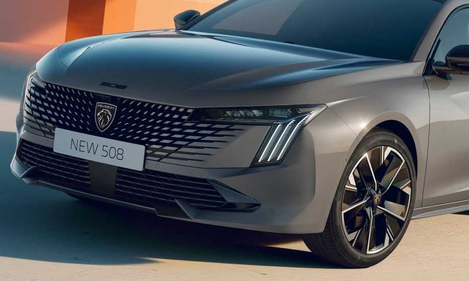 Sportosan elegáns a magyar kéz által rajzolt új Peugeot 508 Coupe